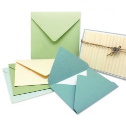 Card and emvelope maker 